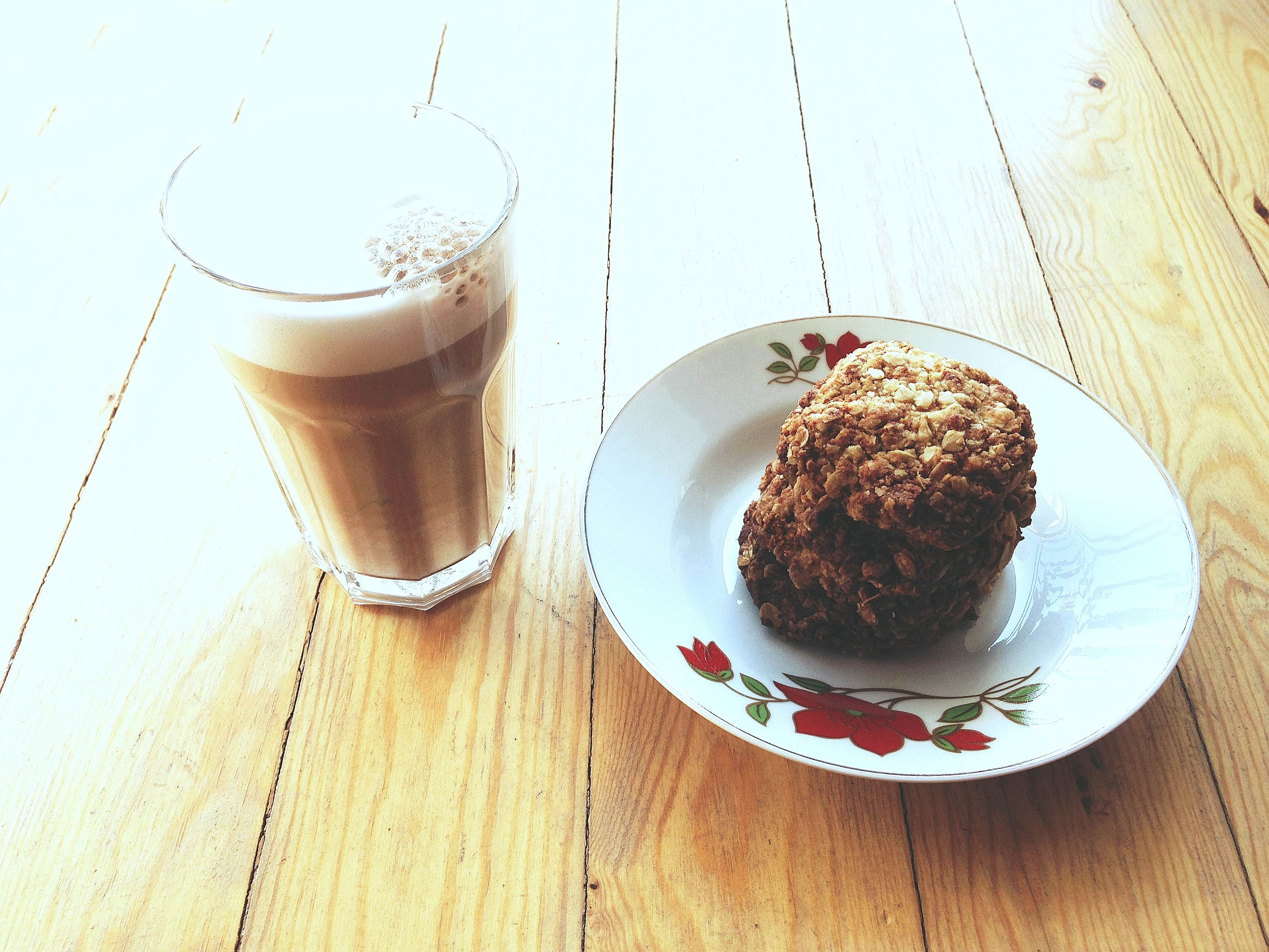 Fructose free recipes: oatmeal coconut cookies // Fructosearme Rezepte: Hafer-Kokos-Kekse // Fructopia.de