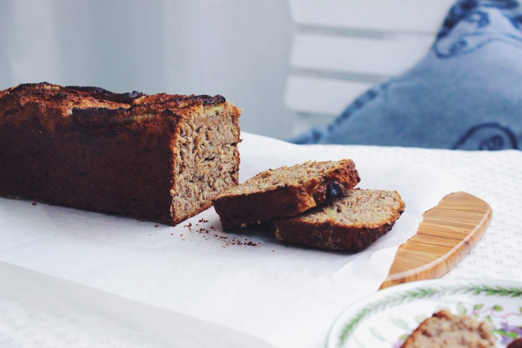 Spelt Banana Bread with nuts | refined sugar-free, no added sugar, wheat-free, vegan | fructopia.de/en